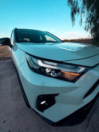 Toyota RAV4 GR (2024) - ¡13 años de Garantía!
