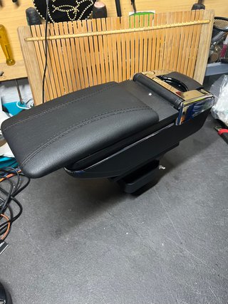 Reposabrazos universal coche negro