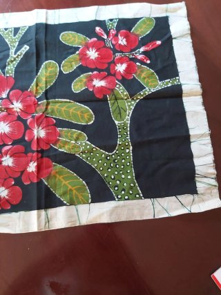 Tela Algodón Pintada a Mano Batik