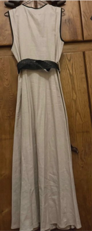 Vestido Lino Midi con Cinturón