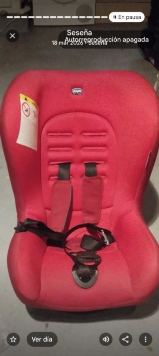 Silla coche bebé Chicco roja