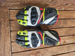 Mono Alpinestars niño + Casco MT + Guantes