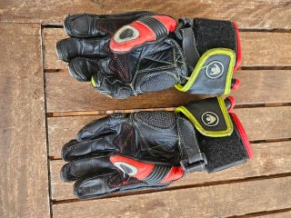 Mono Alpinestars niño + Casco MT + Guantes