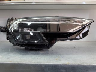 Faro Audi A3 S3 RS3 Derecho 2020-2025 Original