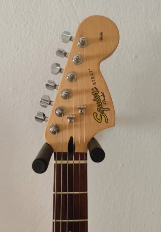 Squier Strat + Fat 50 pickups