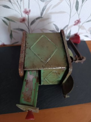 Molinillo de café Elma verde y rojo