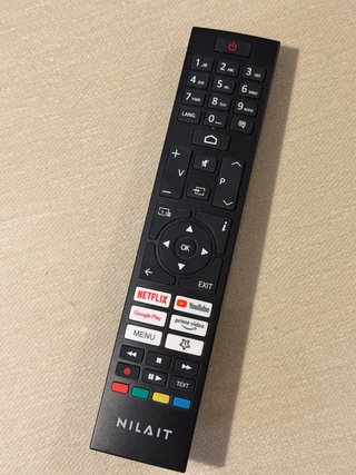 TV Nilait Luxe 50 QLED + Barra Sonido