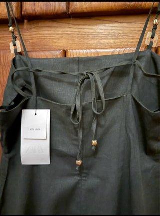 Vestido Midi Negro Tirantes