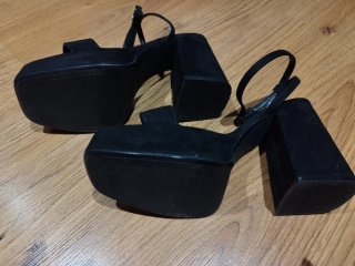 Sandalias negras
