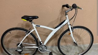 Bicicleta blanca bTWIN 5