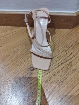 Sandalias nude
