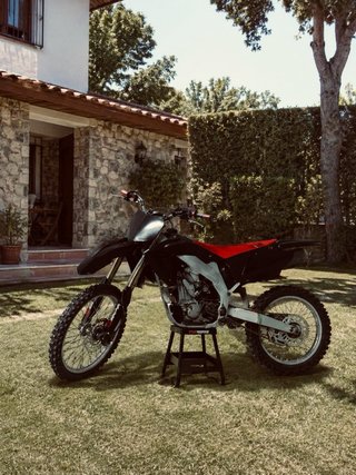 Honda CRF450 Enduro/Motocross Moto