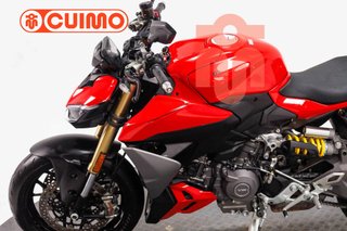 DUCATI STREETFIGHTER V2