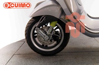 VESPA PRIMAVERA 125