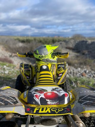 Suzuki LTZ 400 Quad Amarillo
