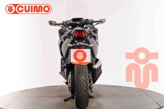 HONDA FORZA 750
