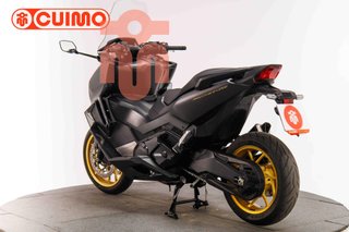 HONDA FORZA 750