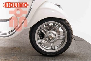 VESPA PRIMAVERA 125
