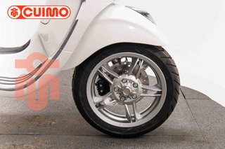 VESPA PRIMAVERA 125