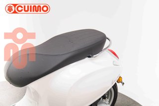VESPA PRIMAVERA 125