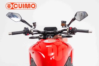 DUCATI STREETFIGHTER V2