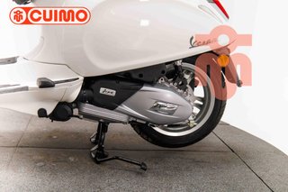 VESPA PRIMAVERA 125