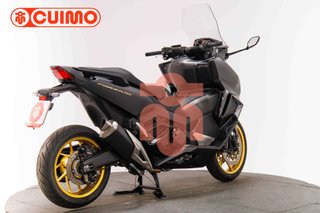 HONDA FORZA 750