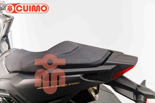 HONDA FORZA 750