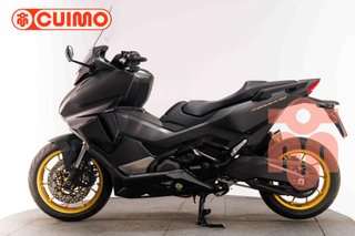 HONDA FORZA 750