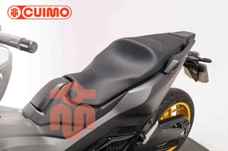 HONDA FORZA 750