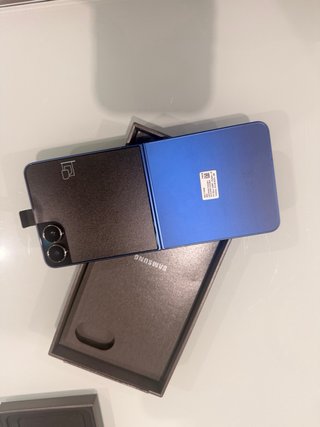 Samsung Galaxy Z Flip 7 5G 256GB Blu