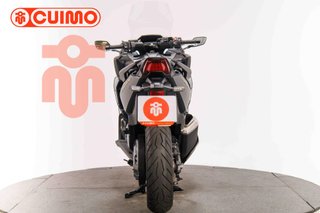 HONDA FORZA 750