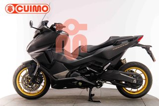 HONDA FORZA 750