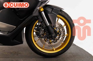HONDA FORZA 750