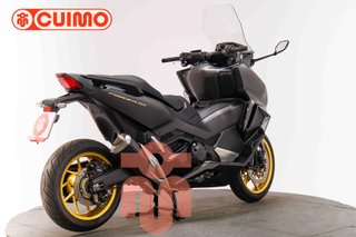 HONDA FORZA 750