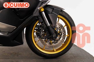 HONDA FORZA 750