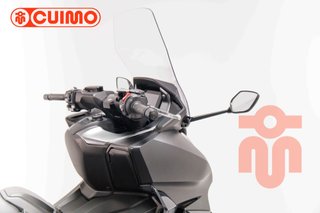 HONDA FORZA 750