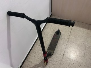 Patinete Scooter Negro Precio negociable