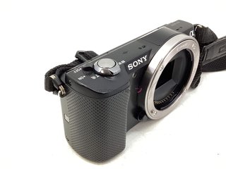 camara digital evil sony alpha a5000 (ilce-5000)