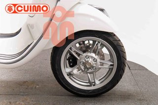 VESPA PRIMAVERA 125