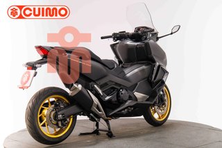 HONDA FORZA 750