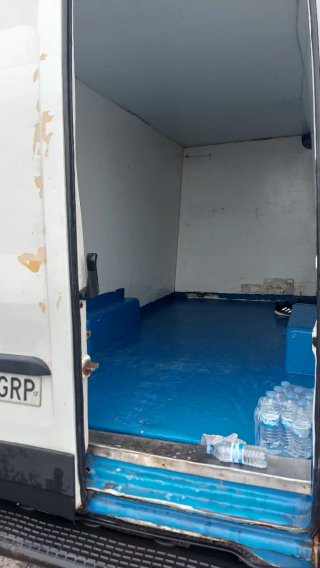 Se vende furgoneta iveco daily
