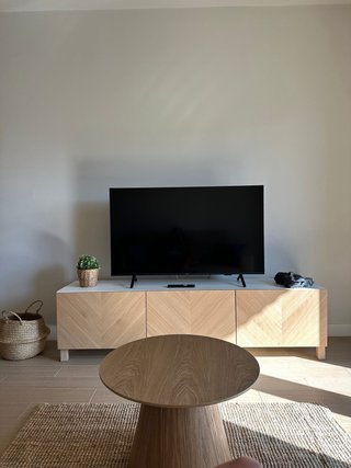 Mueble TV y mesa auxiliar madera patas de regalo