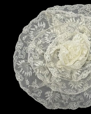 Encaje floral vintage de tul bordado