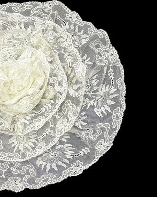 Encaje floral vintage de tul bordado