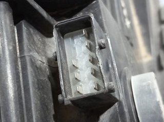 FARO IZQUIERDO OPEL CORSA D
