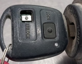 ANTIRROBO / LLAVE CONTACTO TOYOTA AVENSIS BERLINA