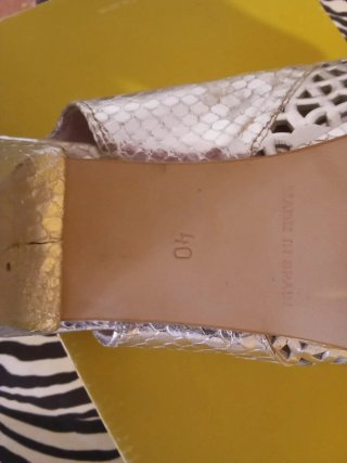 Sandalias plateadas mujer