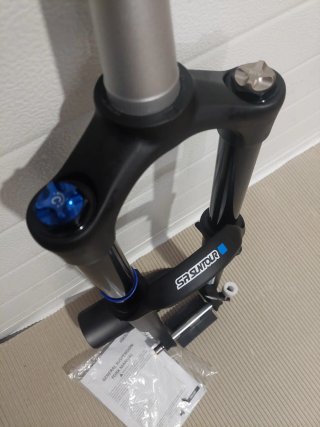 Horquilla Suspensión SR Suntour Aion 35 EVO de 150