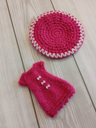 Conjunto boina y vestido frambuesa - Blythe